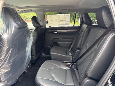 2026 Toyota Highlander Hybrid Hybrid Platinum