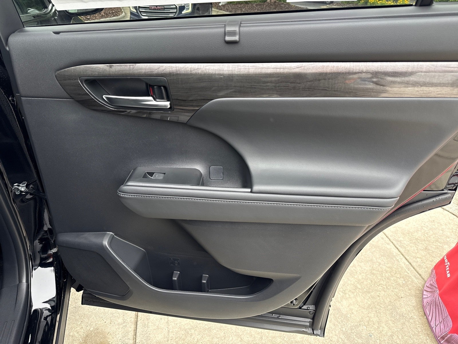 2026 Toyota Highlander Hybrid Hybrid Platinum