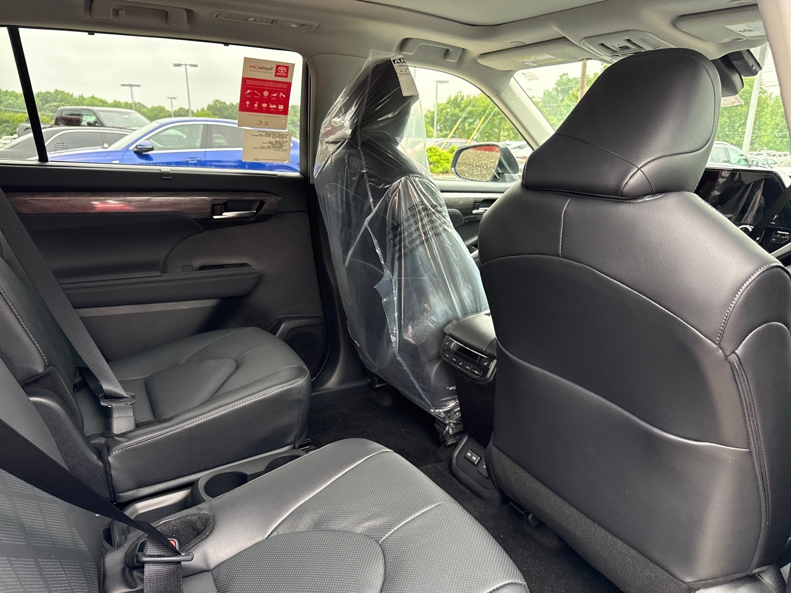 2026 Toyota Highlander Hybrid Hybrid Platinum