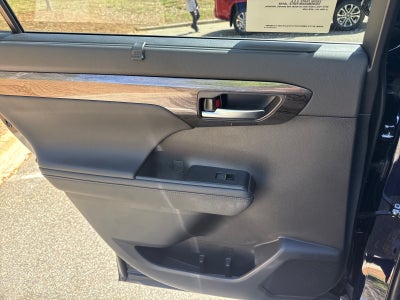 2026 Toyota Highlander 4DR HYB AWD PLATINUM