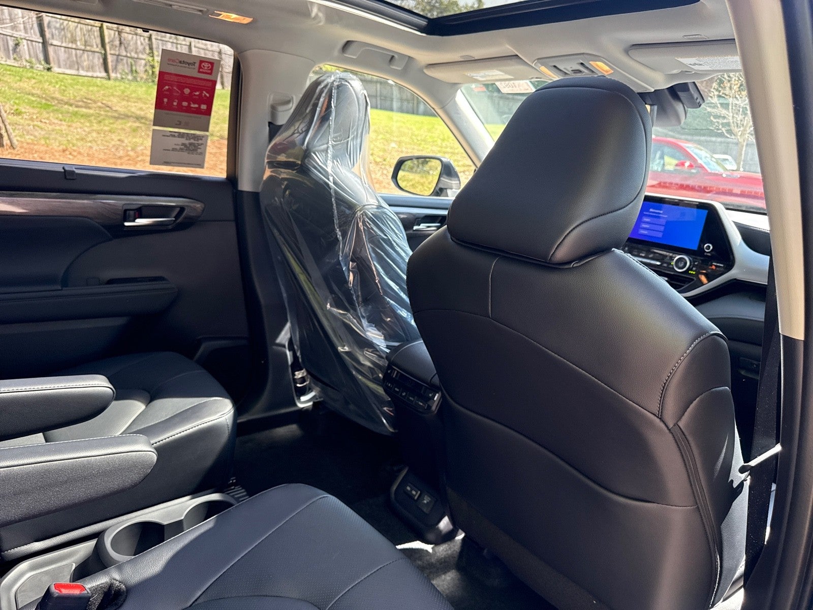 2026 Toyota Highlander 4DR HYB AWD PLATINUM