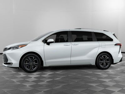 2026 Toyota Sienna Platinum