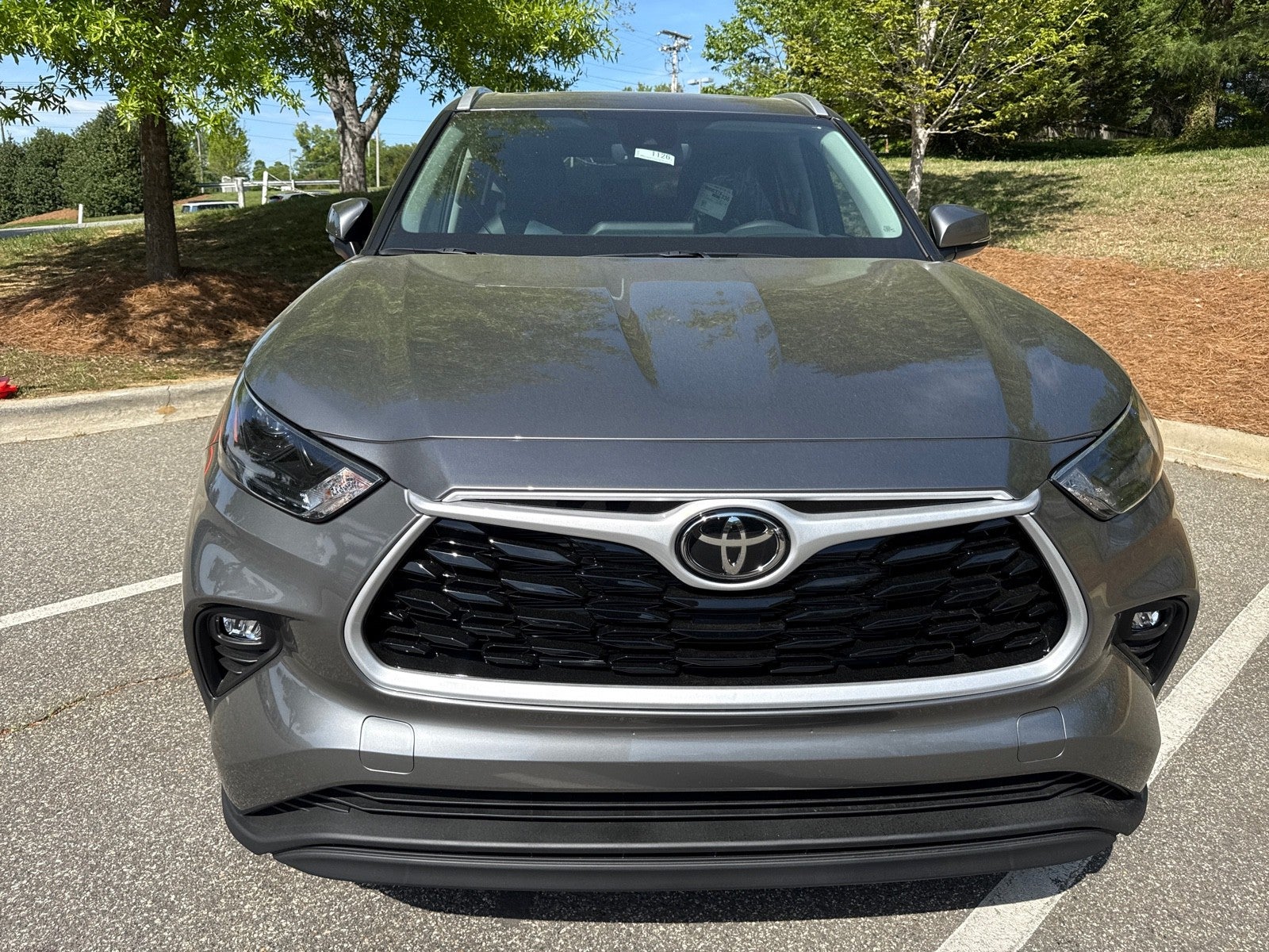 2026 Toyota Highlander 4DR HYB AWD XLE