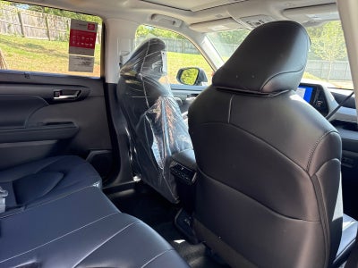 2026 Toyota Highlander 4DR HYB AWD XLE