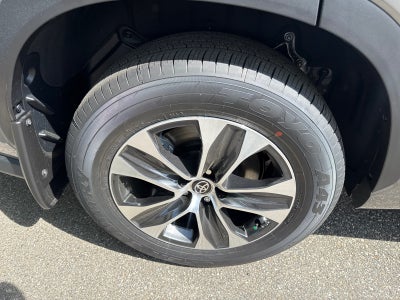 2026 Toyota Highlander 4DR HYB AWD XLE