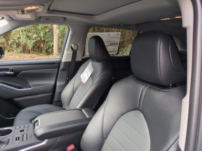 2026 Toyota Highlander 4DR AWD XLE