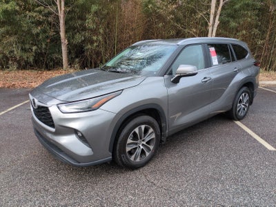 2026 Toyota Highlander 4DR AWD XLE