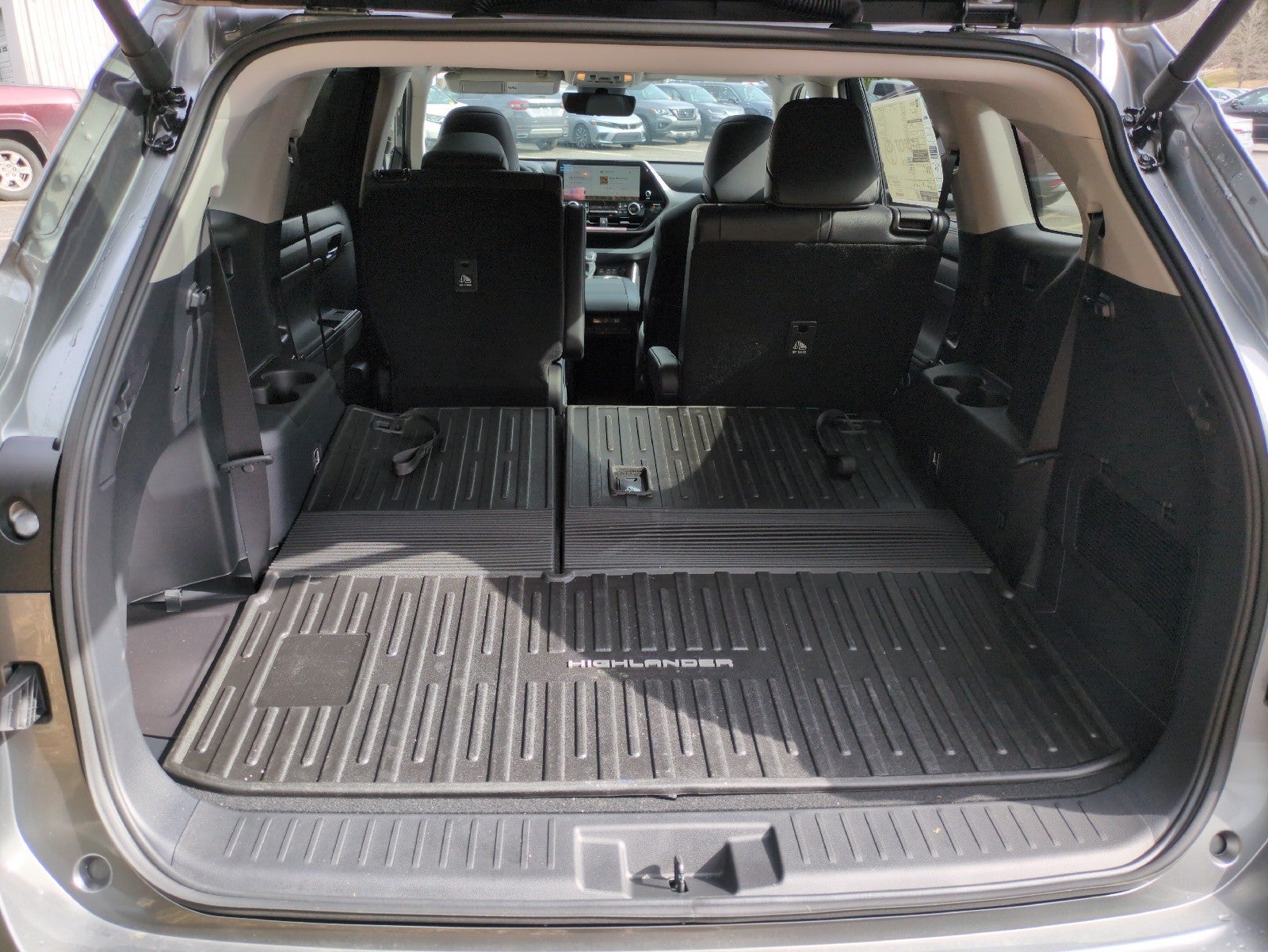 2026 Toyota Highlander 4DR AWD XLE