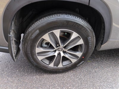 2026 Toyota Highlander 4DR AWD XLE