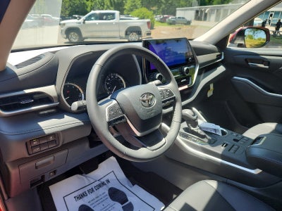 2026 Toyota Highlander XLE