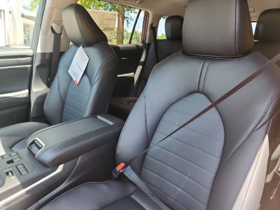 2026 Toyota Highlander XLE