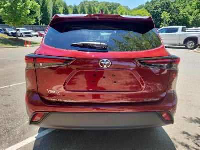 2026 Toyota Highlander XLE