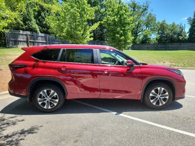 2026 Toyota Highlander XLE