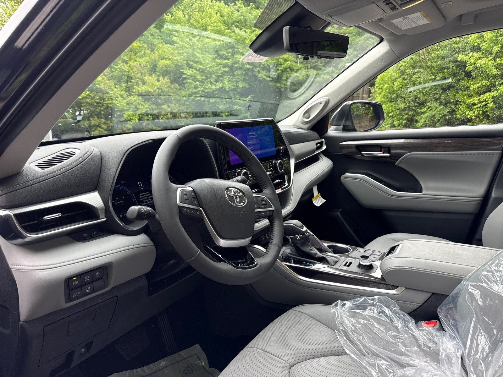 2026 Toyota Highlander 4DR AWD PLATINUM