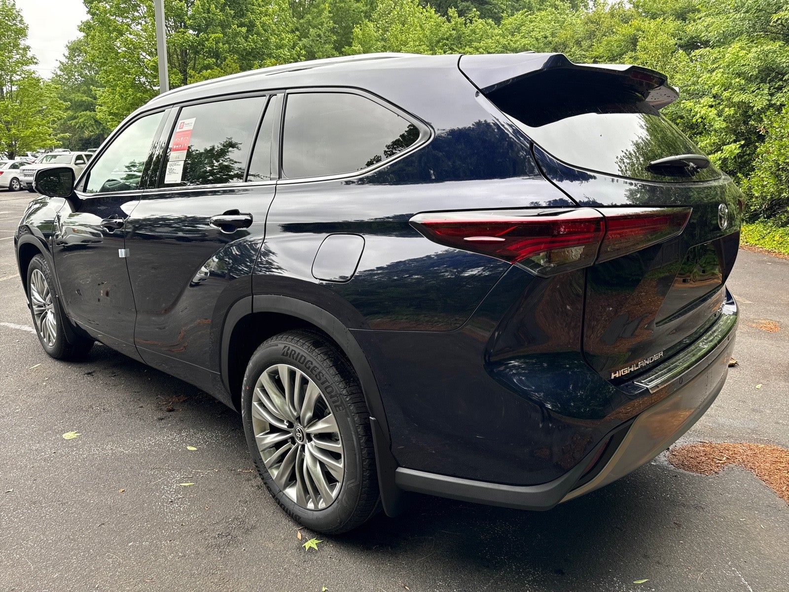 2026 Toyota Highlander 4DR AWD PLATINUM