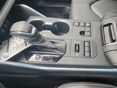 2026 Toyota Highlander 4DR AWD XLE