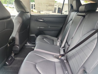 2026 Toyota Highlander 4DR AWD XLE