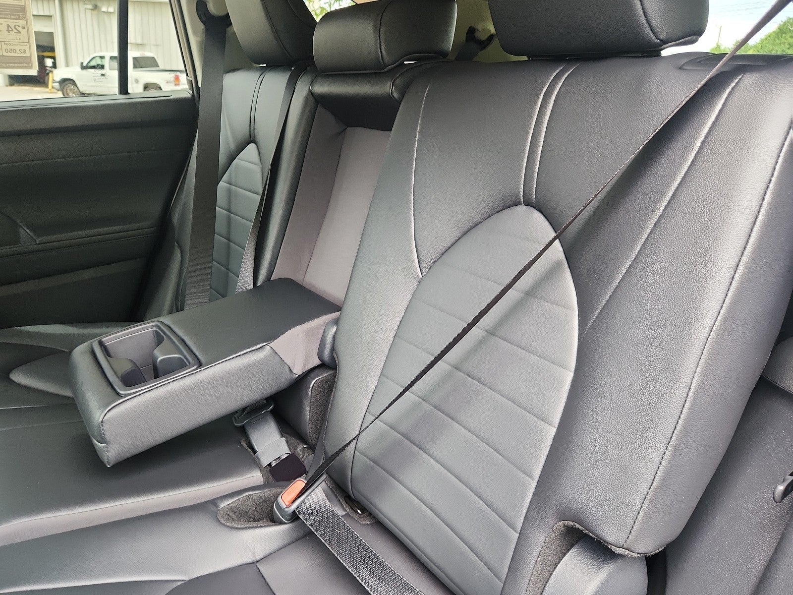 2026 Toyota Highlander 4DR AWD XLE