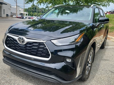 2026 Toyota Highlander 4DR AWD XLE