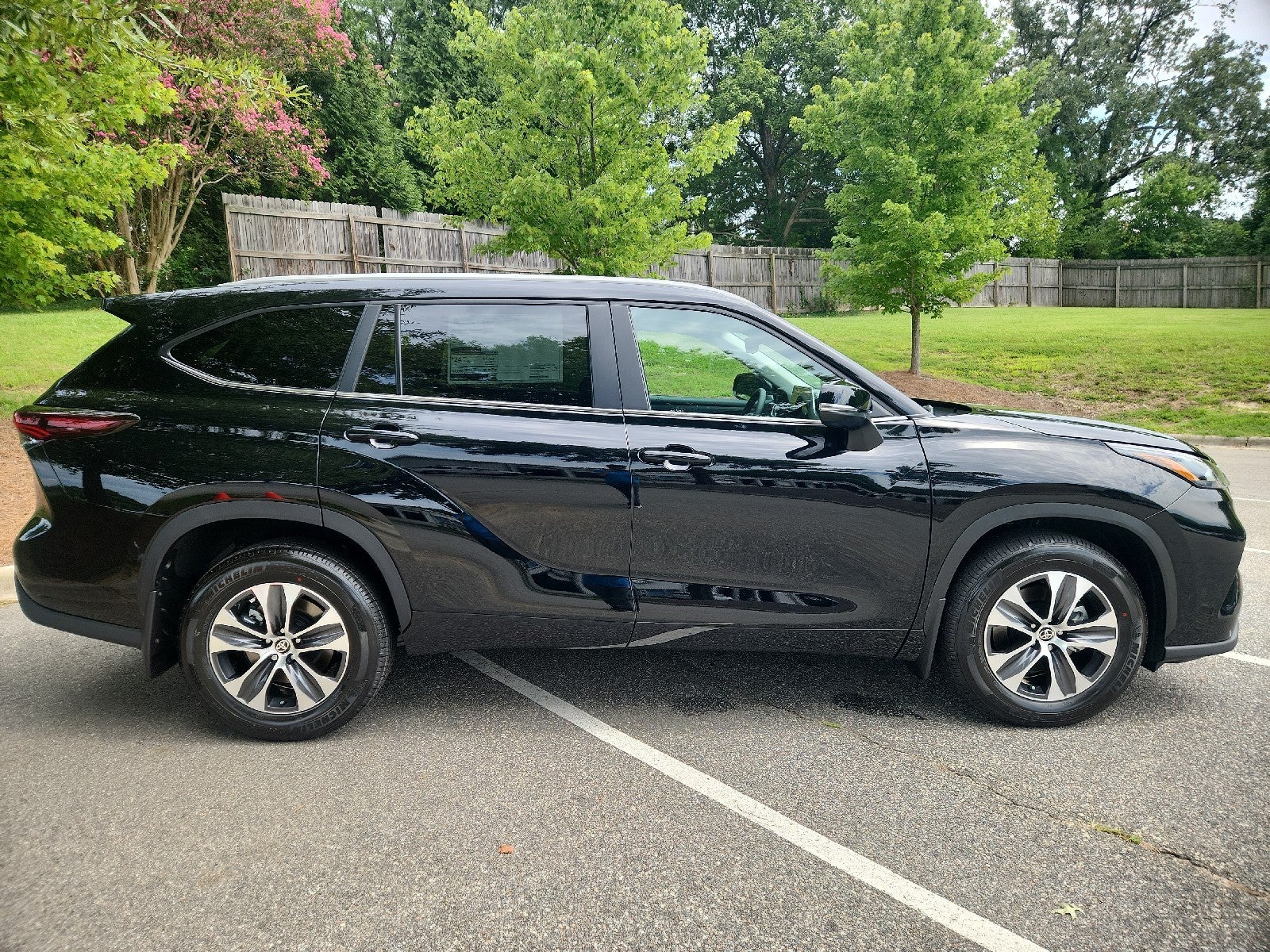 2026 Toyota Highlander 4DR AWD XLE