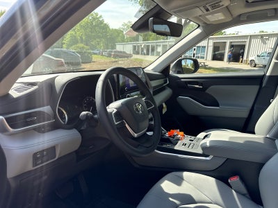 2026 Toyota Highlander 4DR AWD XLE