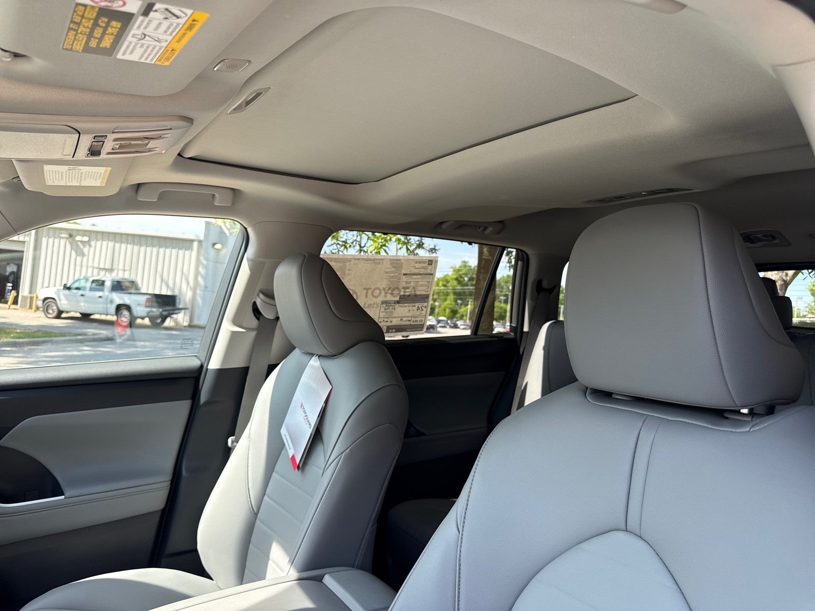 2026 Toyota Highlander 4DR AWD XLE