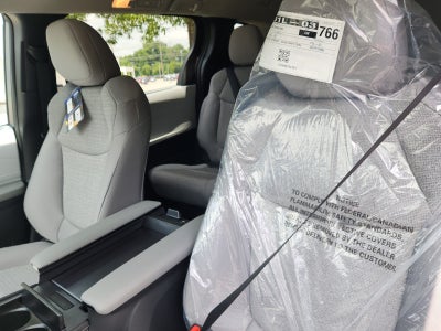 2026 Toyota Sienna 4DR AWD 8P LE