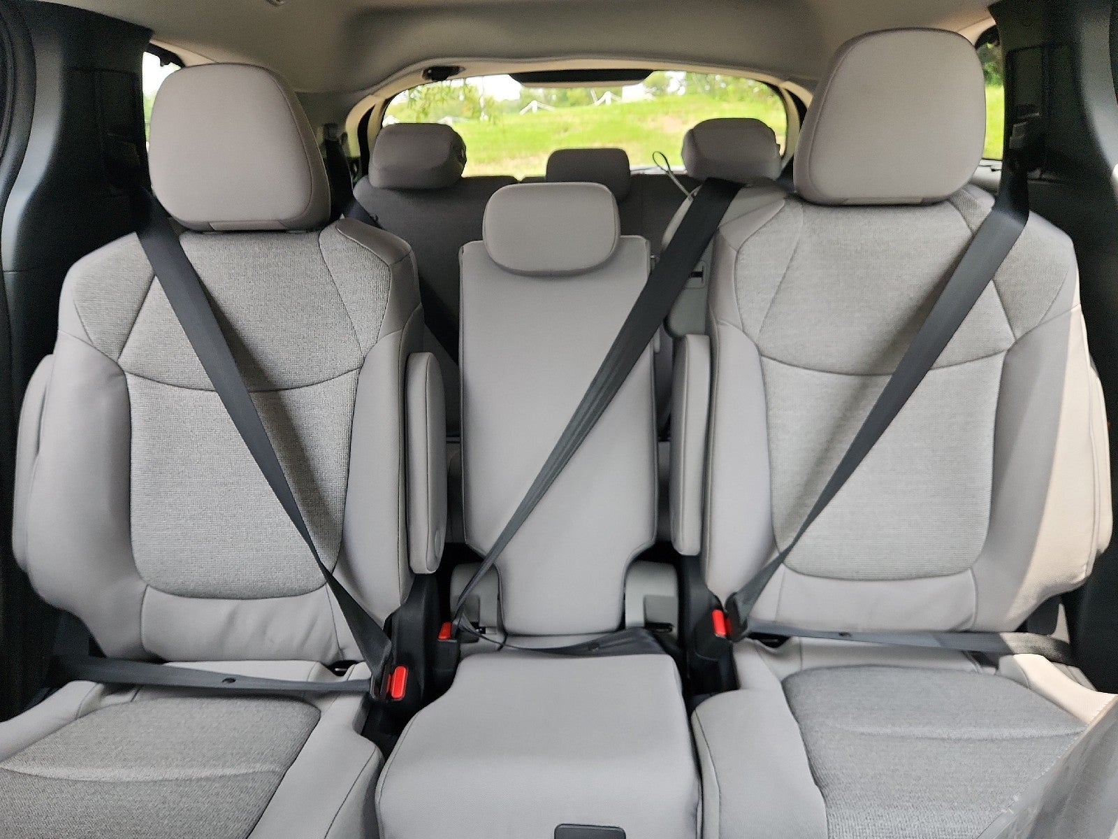 2026 Toyota Sienna 4DR AWD 8P LE