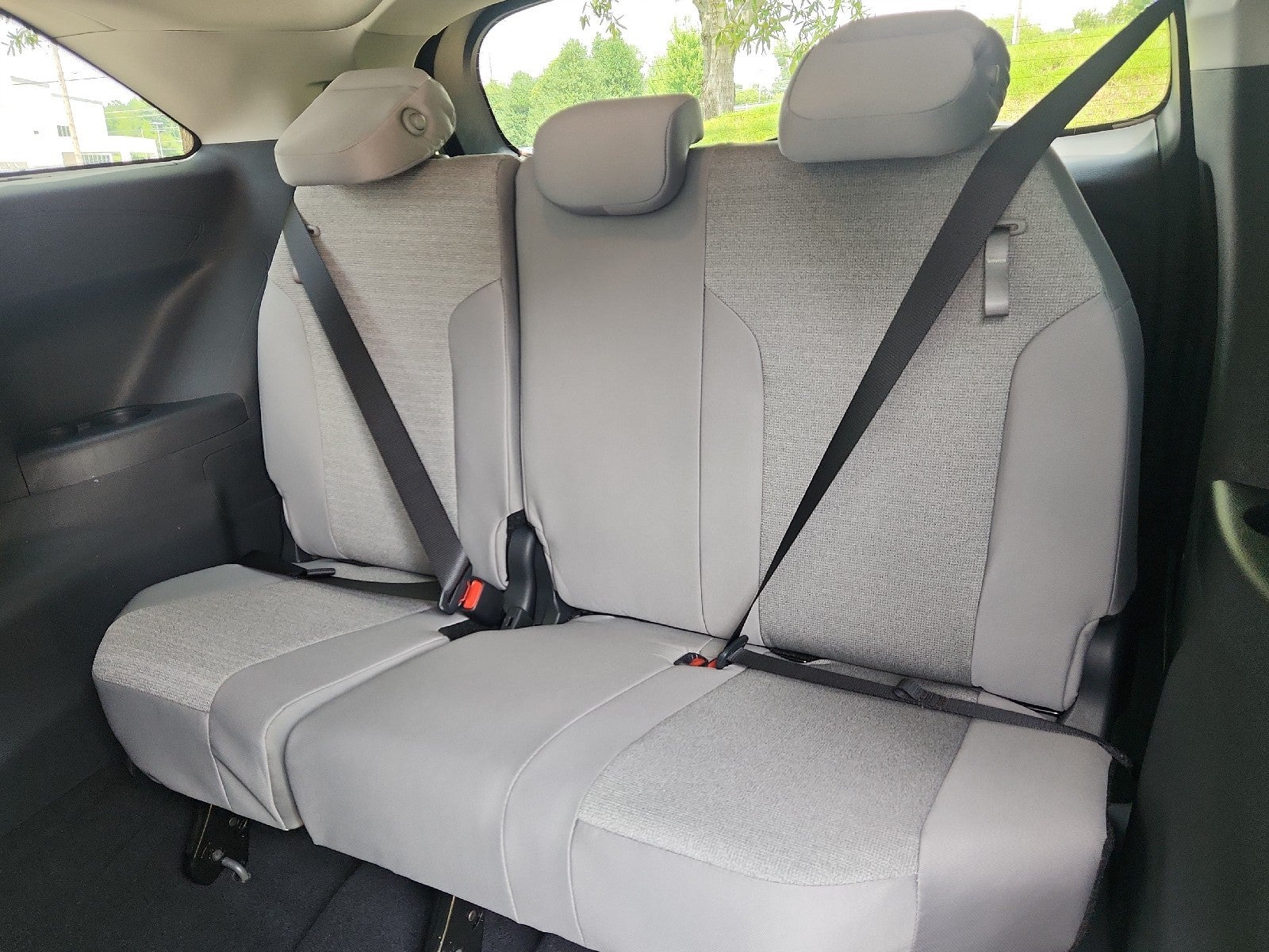 2026 Toyota Sienna 4DR AWD 8P LE