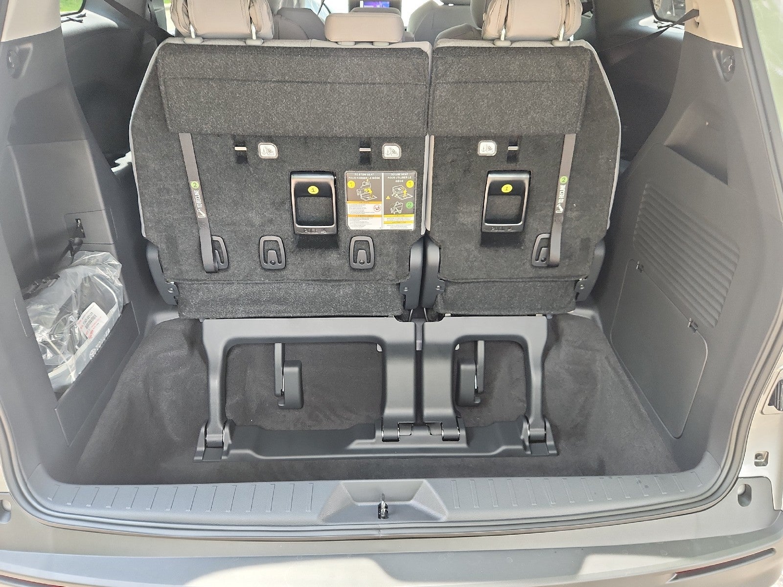 2026 Toyota Sienna 4DR AWD 8P LE