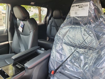 2026 Toyota Sienna 4DR FWD 7P XSE