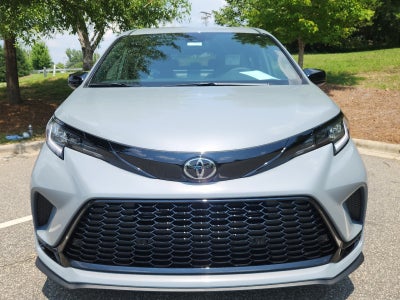 2026 Toyota Sienna 4DR FWD 7P XSE