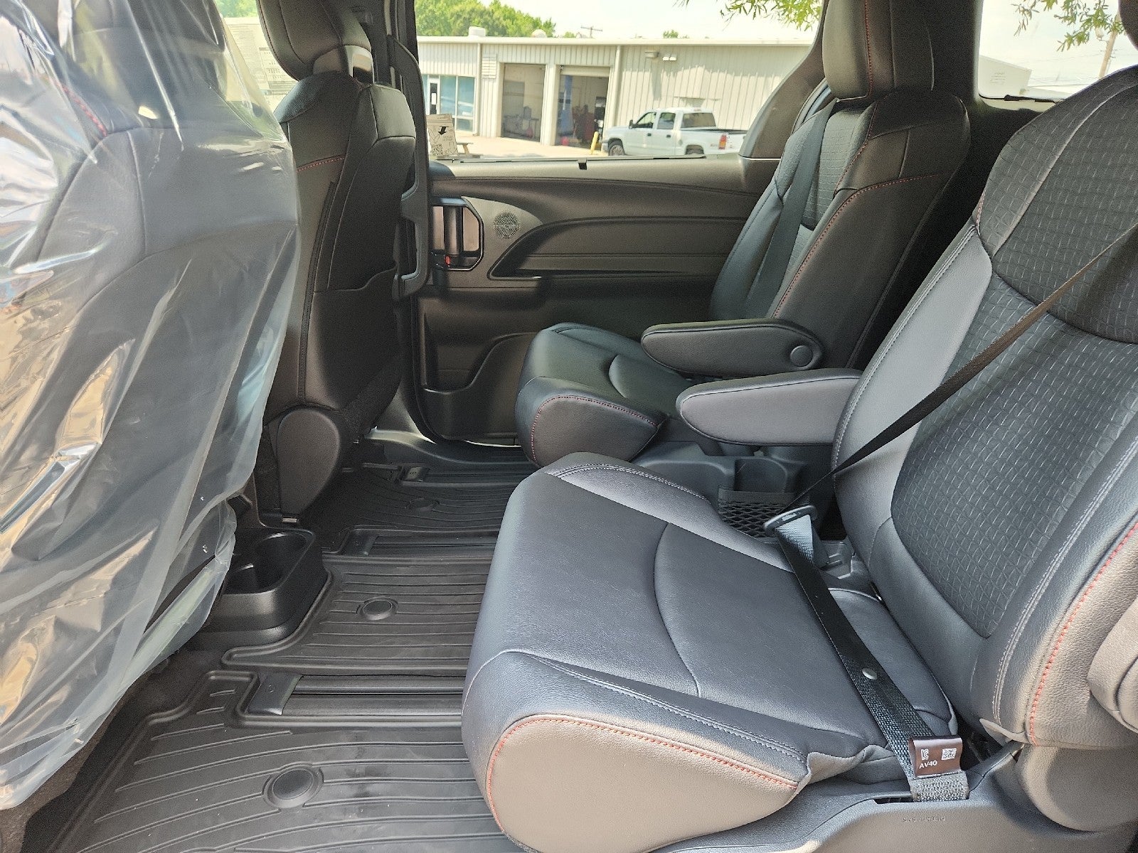 2026 Toyota Sienna 4DR FWD 7P XSE