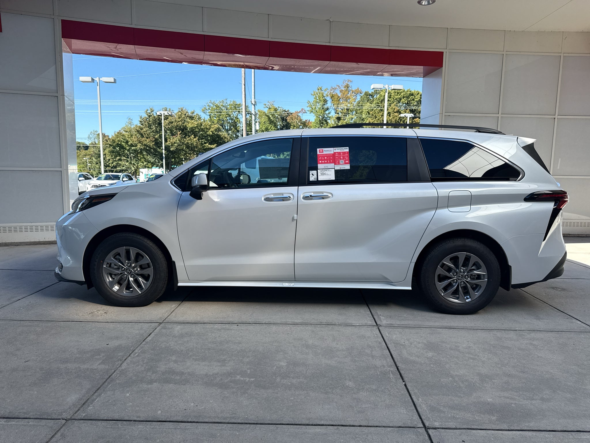 2026 Toyota Sienna XLE