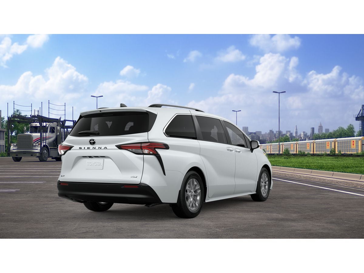 2026 Toyota Sienna XLE