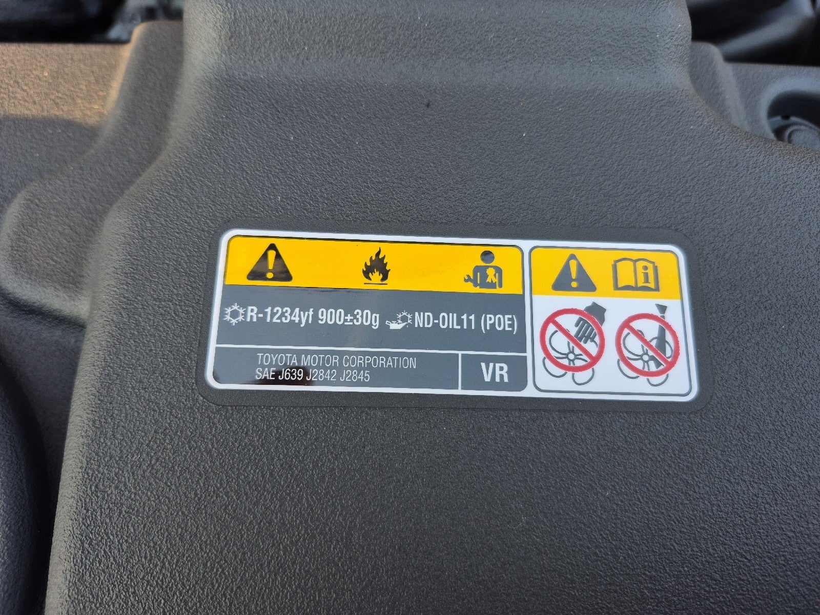 2026 Toyota Sienna 4DR FWD 8P XLE