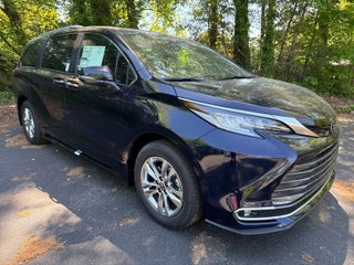 2026 Toyota Sienna 4DR FWD 7P LIMITED