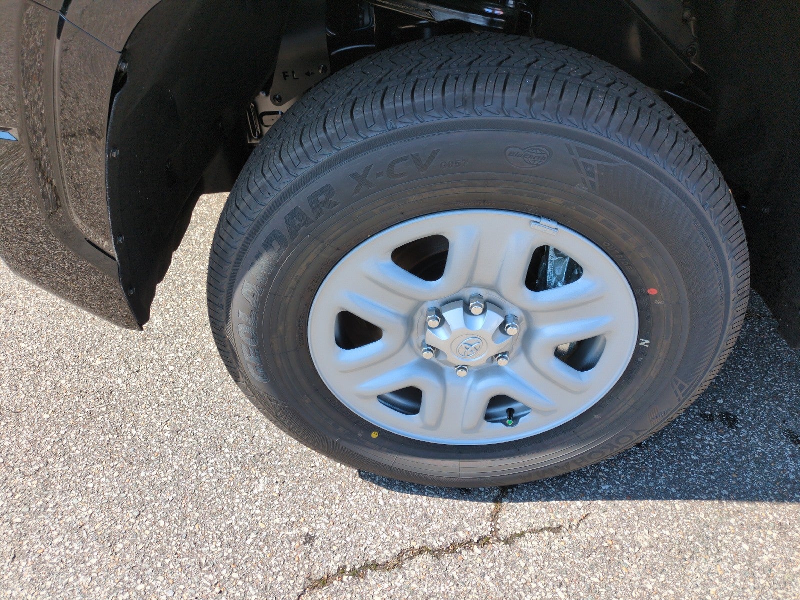 2026 Toyota Tundra 4WD 4WD CREW SR 5.5'