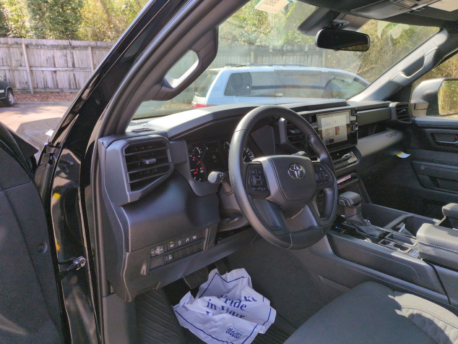 2026 Toyota Tundra 4WD 4WD CREW SR 5.5'