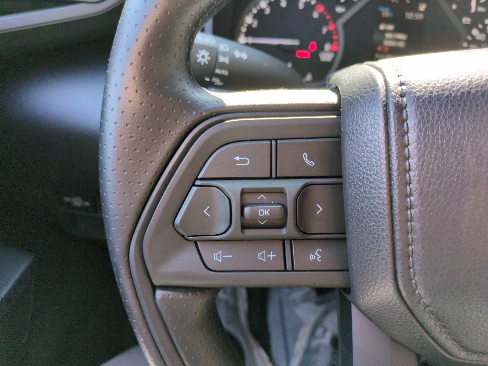 2026 Toyota Tundra 4WD 4WD CREW SR 5.5'