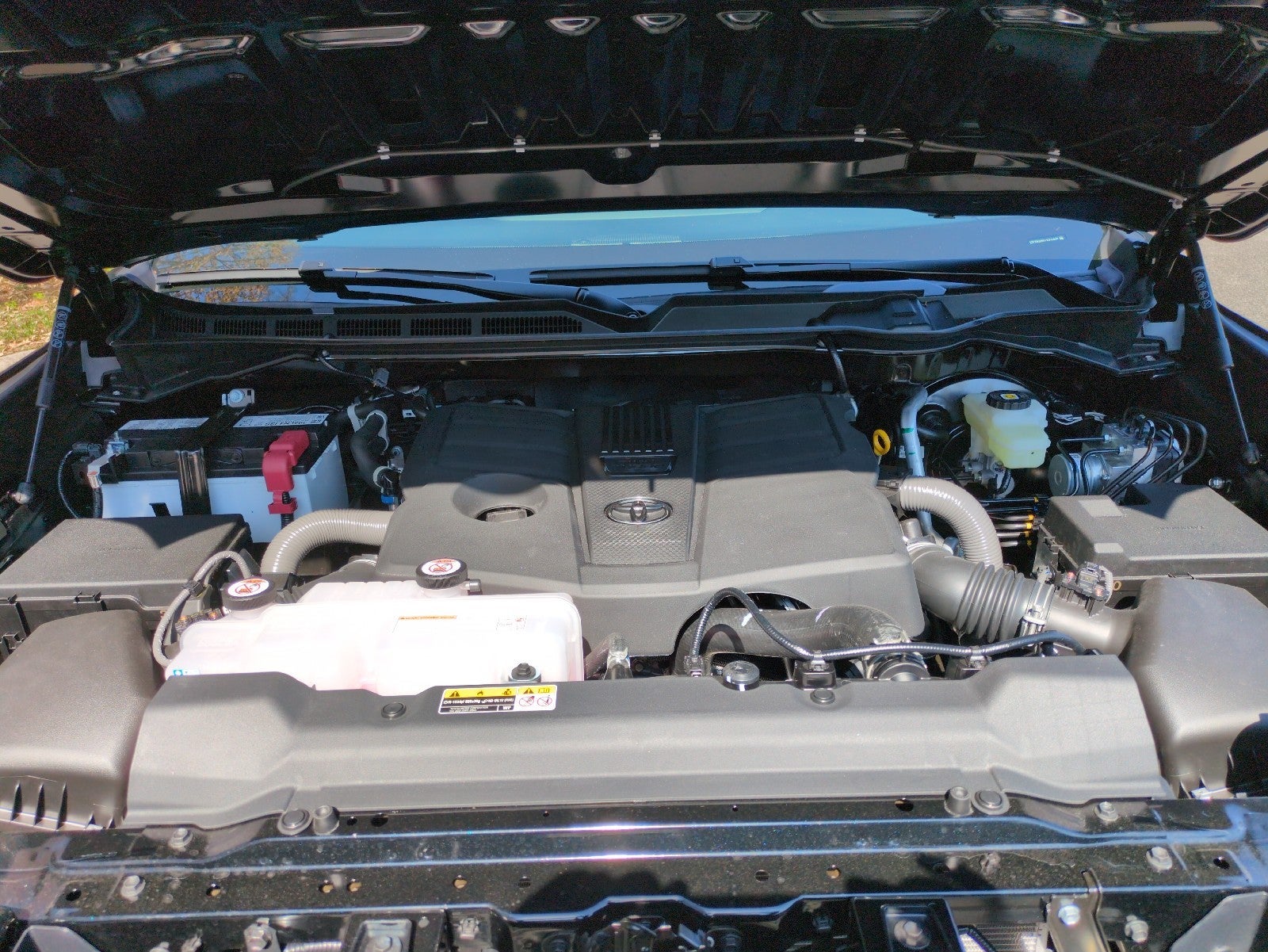 2026 Toyota Tundra 4WD 4WD CREW SR 5.5'