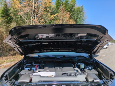 2026 Toyota Tundra 4WD 4WD CREW SR 5.5'