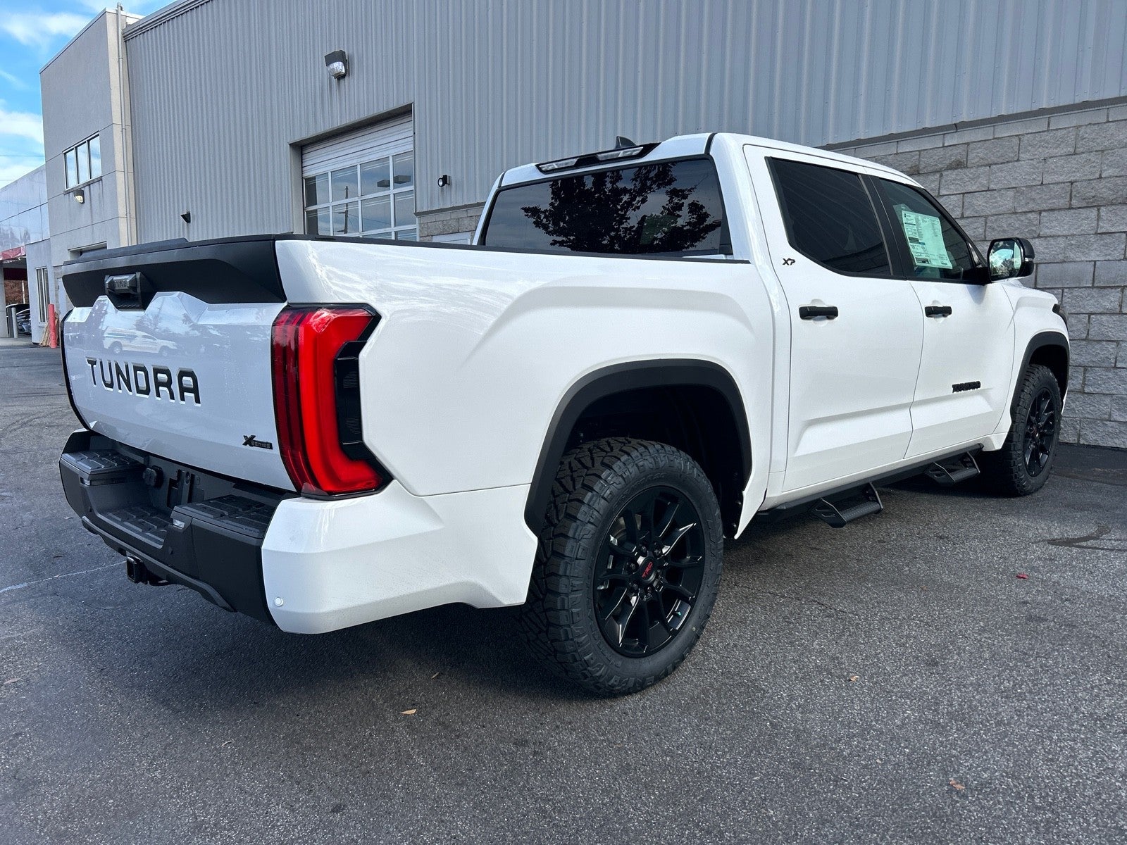 2025 Toyota Tundra SR5