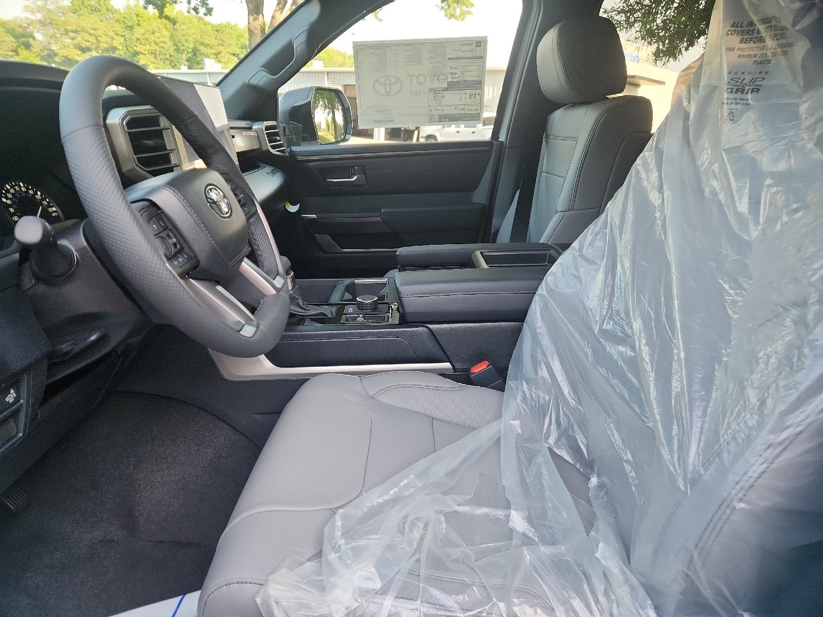 2026 Toyota Tundra 4WD 4WD CREW SR5 5.5'