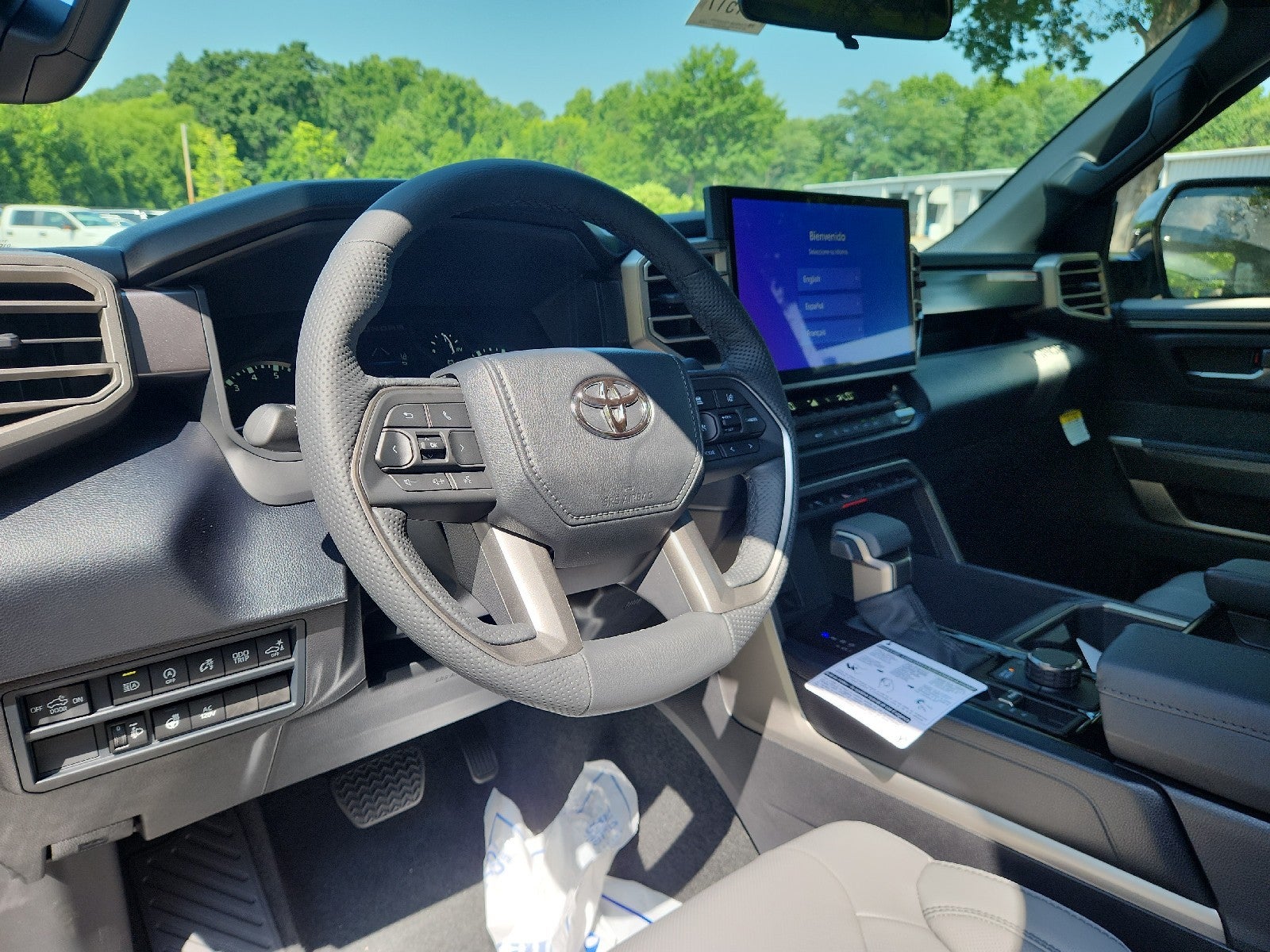 2026 Toyota Tundra 4WD 4WD CREW SR5 5.5'