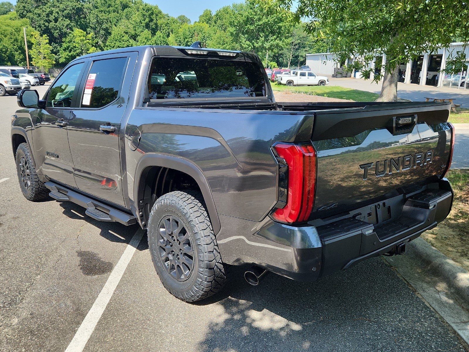 2026 Toyota Tundra 4WD 4WD CREW SR5 5.5'