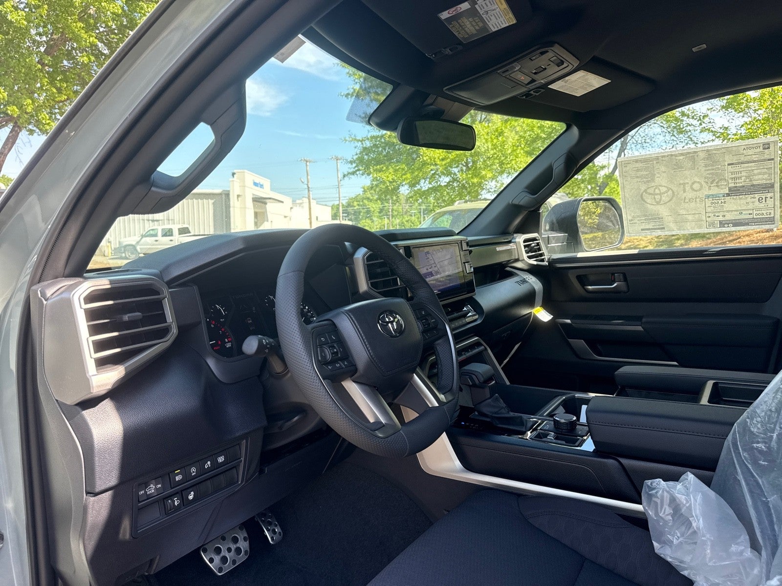 2026 Toyota Tundra 4WD 4WD CREW SR5 5.5'