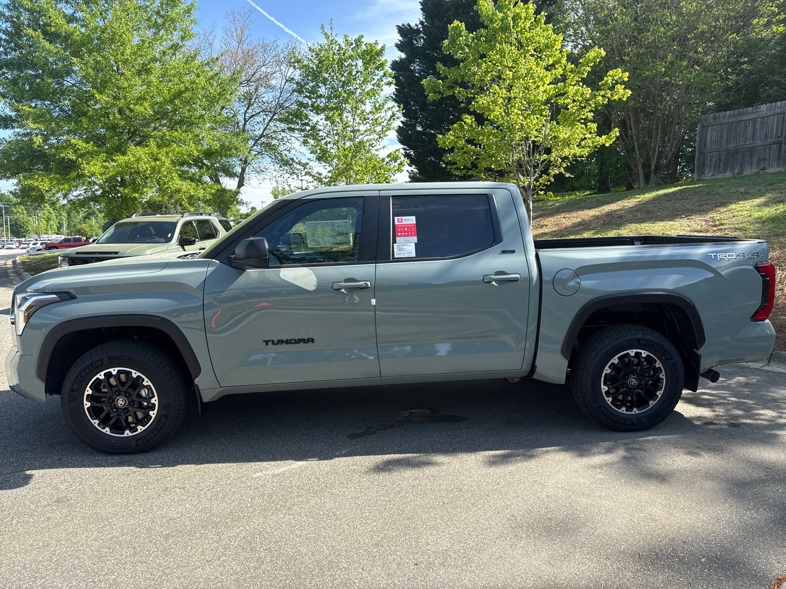 2026 Toyota Tundra 4WD 4WD CREW SR5 5.5'