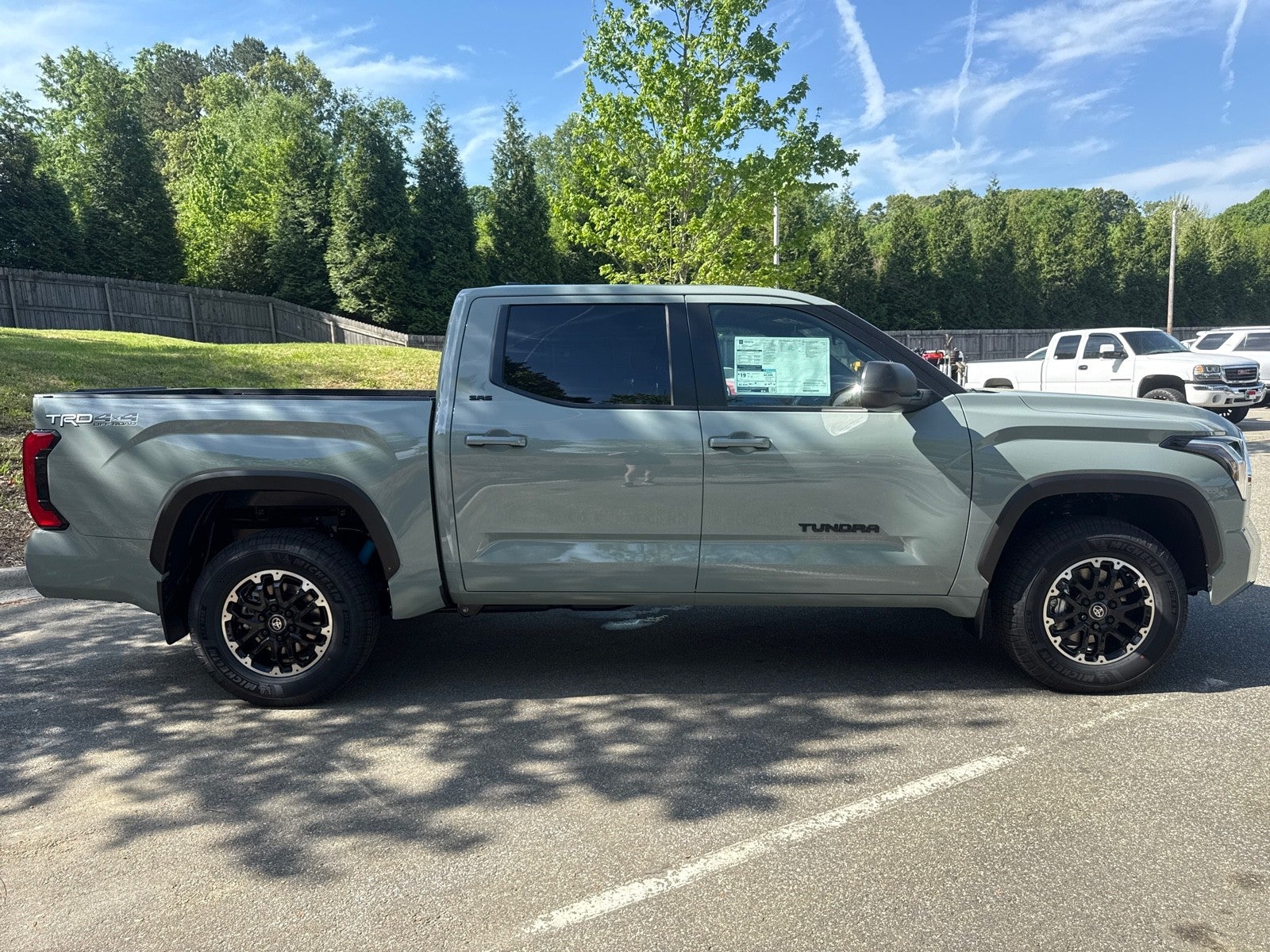 2026 Toyota Tundra 4WD 4WD CREW SR5 5.5'