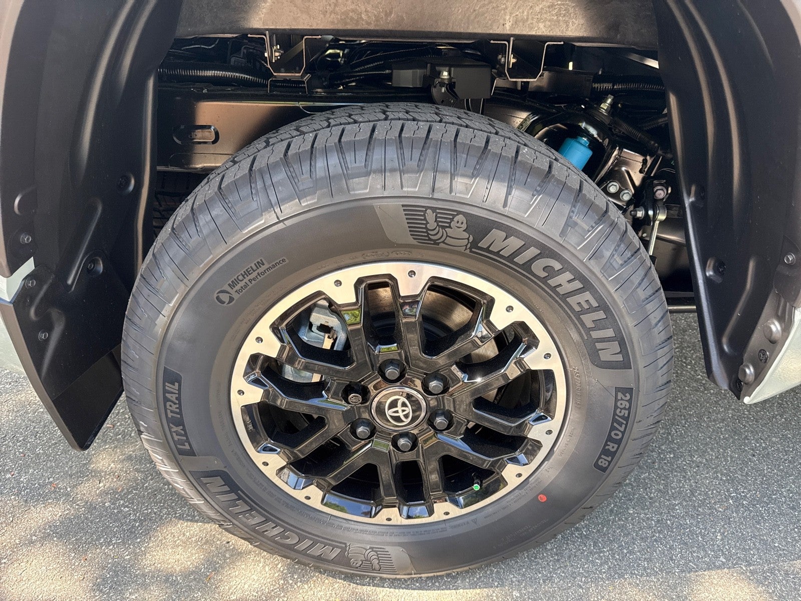 2026 Toyota Tundra 4WD 4WD CREW SR5 5.5'